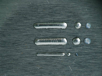<a href='http://m.jtbearings.cn/product/3.htm' class='text_a'>模具激光焊機</a>修復鏡面模具效果